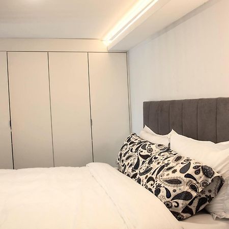 דירות אוייראס Quiet Casa Ee מראה חיצוני תמונה