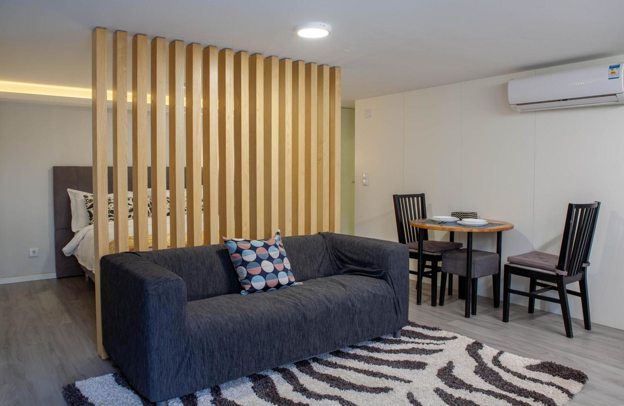 דירות אוייראס Quiet Casa Ee מראה חיצוני תמונה